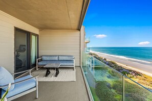 Private balcony with ocean views and space to sit outside. - Waterfront Home: Ocean Views, Pool & Hot Tub (Solana Beach)