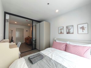 1 Schlafzimmer, Zimmersafe, Bügeleisen/Bügelbrett, kostenloses WLAN