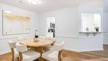 House | 3 bedrooms, Internet