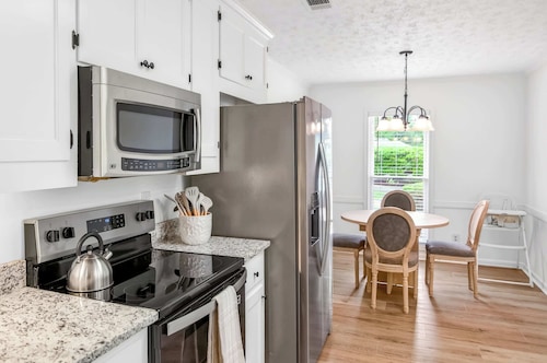Renovated 3BR Retreat With Game Room