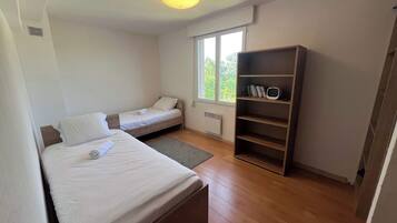 House | 3 bedrooms, Internet