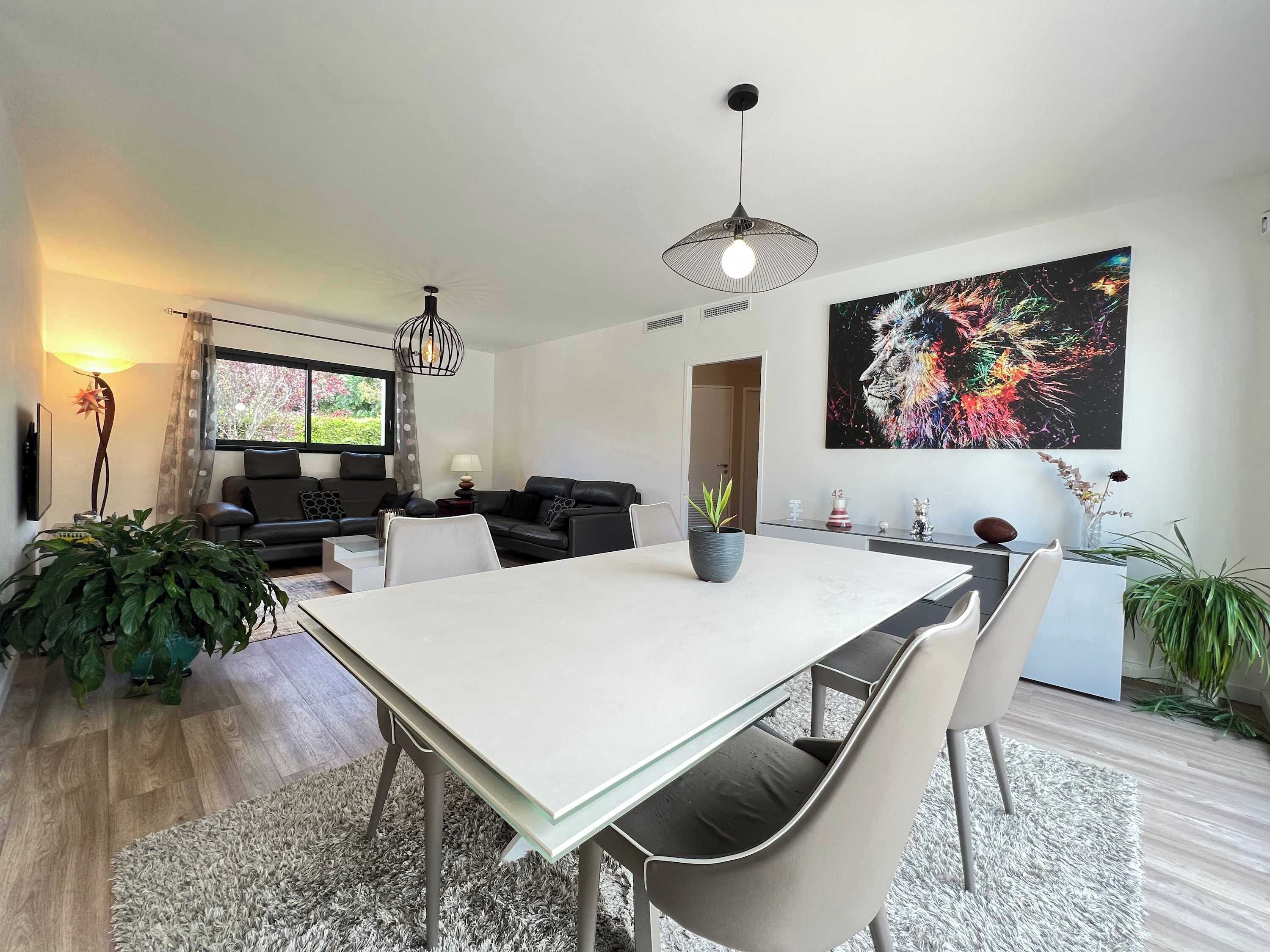 Villa | 4 bedrooms, Internet