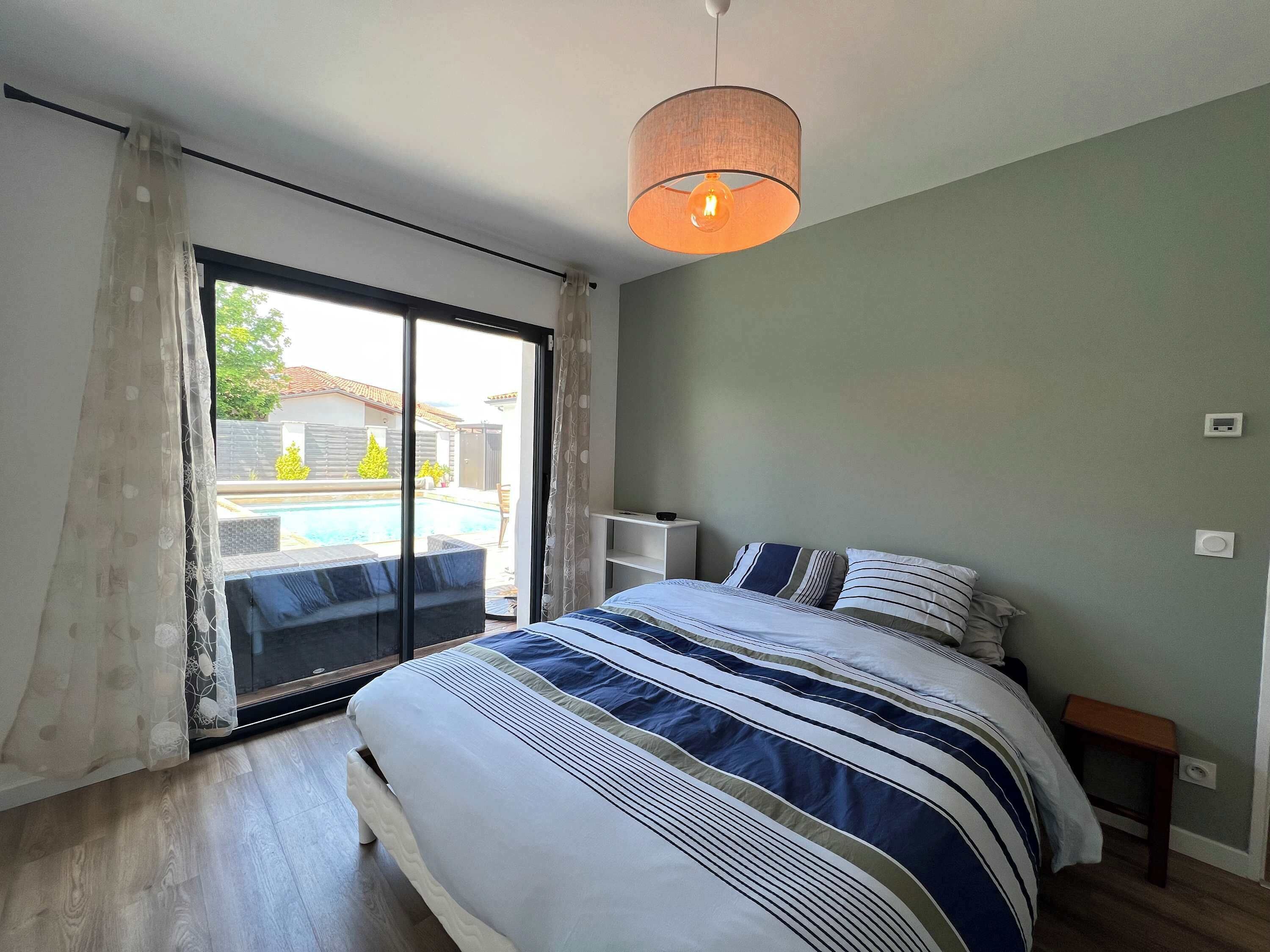 4 bedrooms, Internet