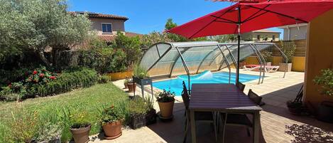 House | 3 bedrooms, Internet