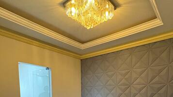 Deluxe Apartment, Air conditioning, City View | Interior