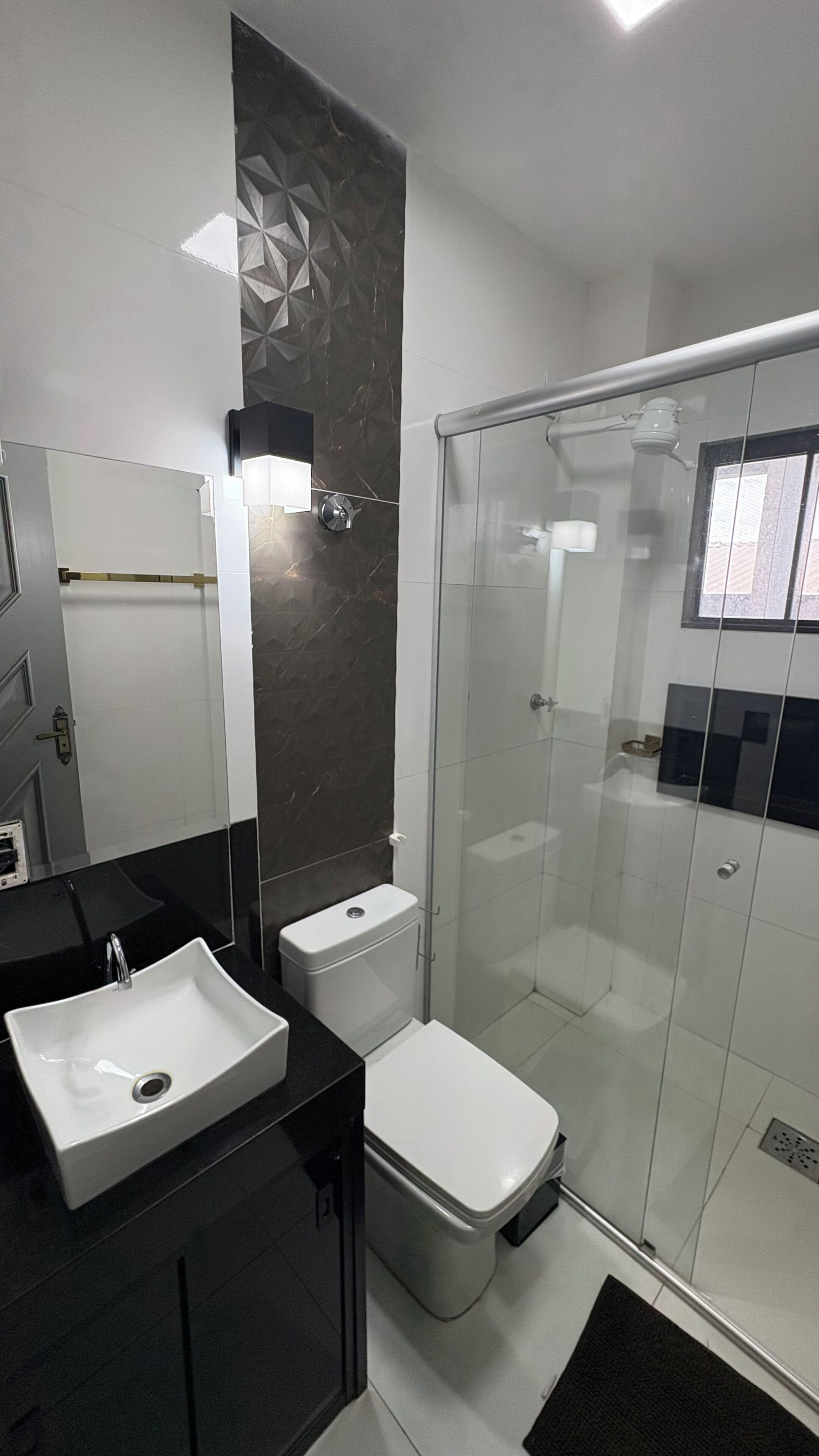 Deluxe Apartment, Air conditioning, City View | Bathroom