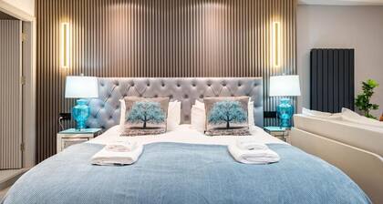 Waterhead Bath Suites