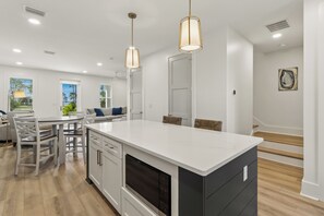 Interior - The Salty Mermaid- Beautiful Bay Views & Community Pool (Port Saint Joe)