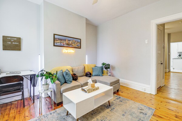 Walkable Lawrenceville Townhome W/ Private Patio! - PNC Park - Pittsburgh