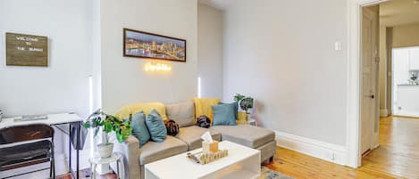 Apartment (3 Bedrooms) | Front of property
