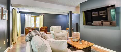 House (4 Bedrooms) | Interior
