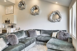 Apartment (2 Bedrooms) | Interior - Soccer Fans Welcome! Luxe Raymore Escape w/ Patio (Raymore)