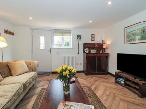 Living area - Rubys Den (Swindon)