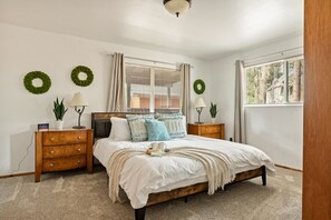 Iron/ironing board, WiFi, bed sheets - Moonridge Retreat | Snow Summit Views & Game Room (Big Bear Lake)