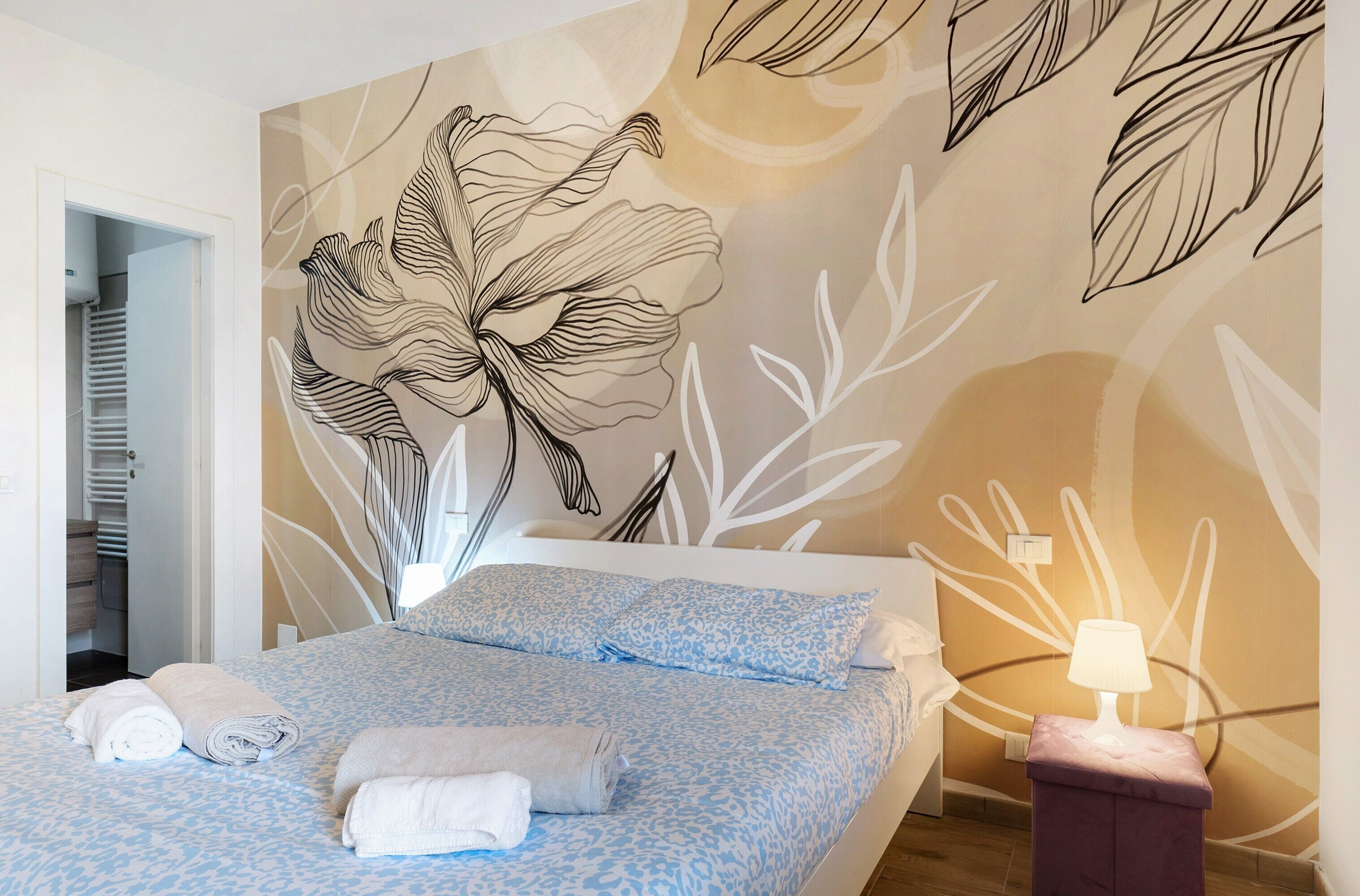 WiFi, bed sheets
