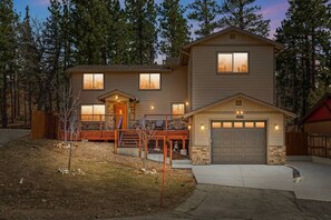 Exterior - Mill Creek Lodge, Hot Tub, Game Room, Firepit (Big Bear Lake)