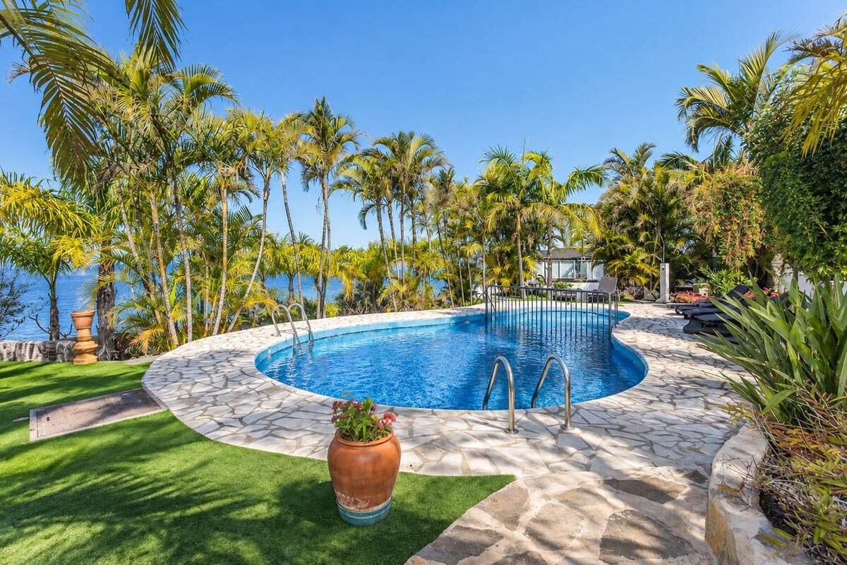 อพาร์ทเมนท์ (One-Bedroom Apartment with Sea View) | เตารีด/โต๊ะรีดผ้า, Wi-Fi ฟรี, ผ้าปูที่นอน