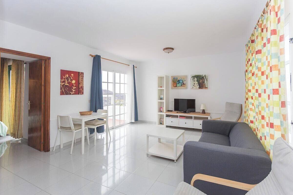 Villa (Deluxe Villa) | Iron/ironing board, WiFi (free), bed sheets