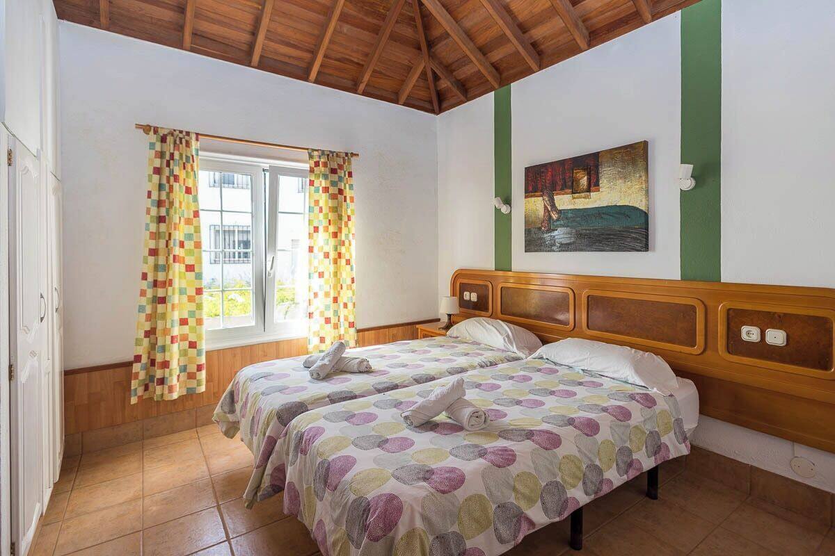 Apartment (One-Bedroom Apartment with Sea View)