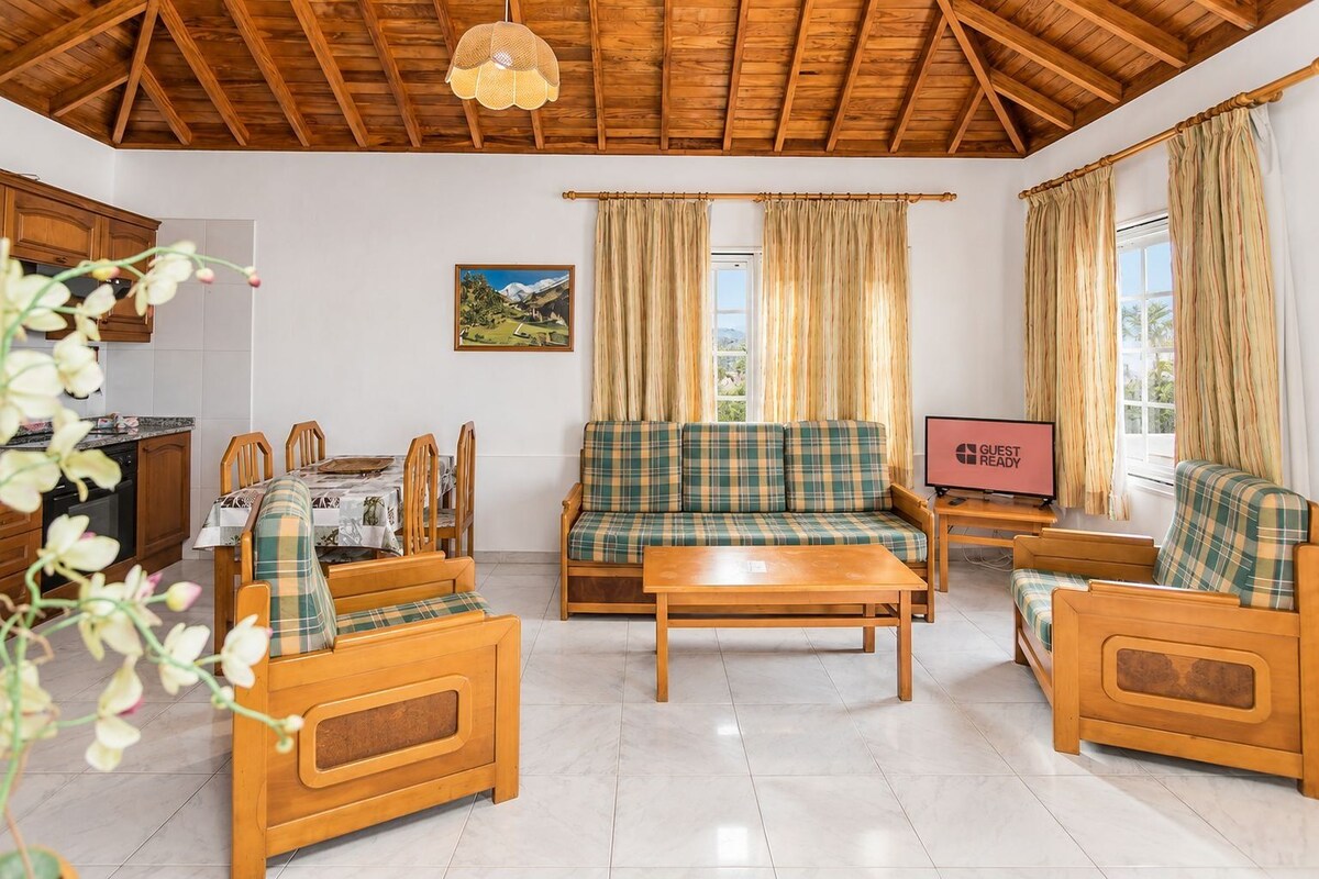 Villa (Deluxe Villa) | Iron/ironing board, free WiFi, bed sheets