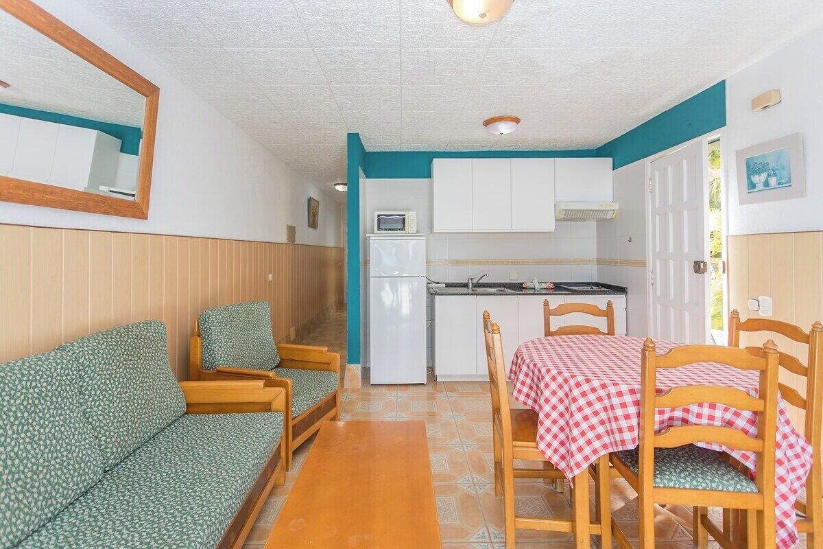 公寓 (Two-Bedroom Apartment) | 私人厨房