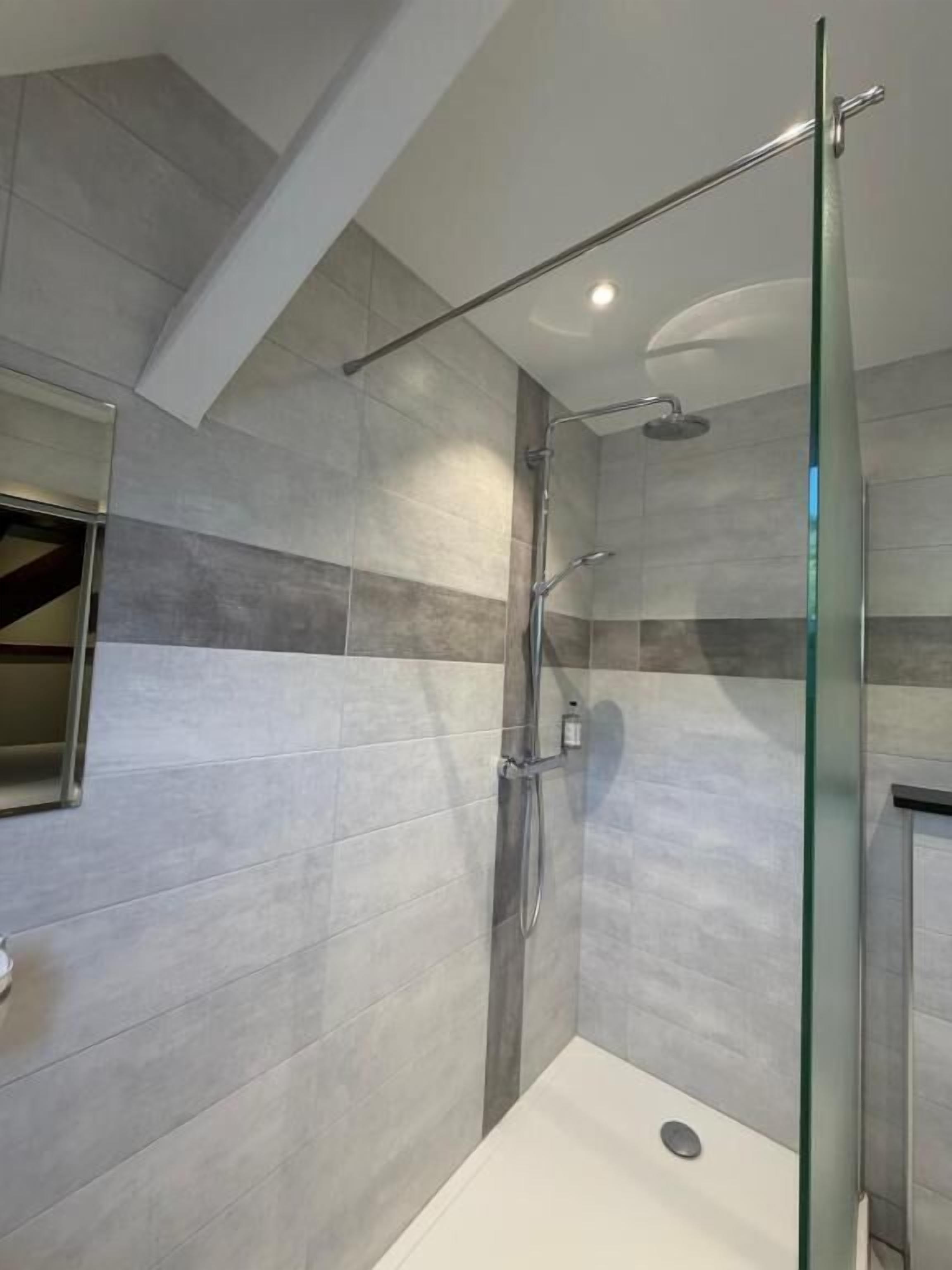 Quadrupla familiare, vista cortile | Bagno