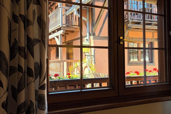 Classic Double Room, Courtyard View | Interior