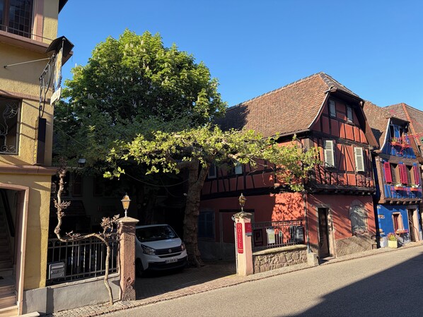 Exterior - Hôtel-restaurant l'Ange (Niedermorschwihr)