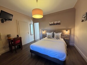 Family Triple Room | Free WiFi - Hôtel-restaurant l'Ange (Niedermorschwihr)