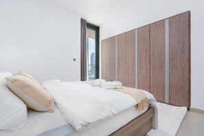 Wardrobe - Gala Guests - LIV Apartments Collection (Dubai)
