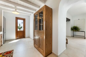 Interior - Villa Roseta by Escape Home (Puerto del Carmen)