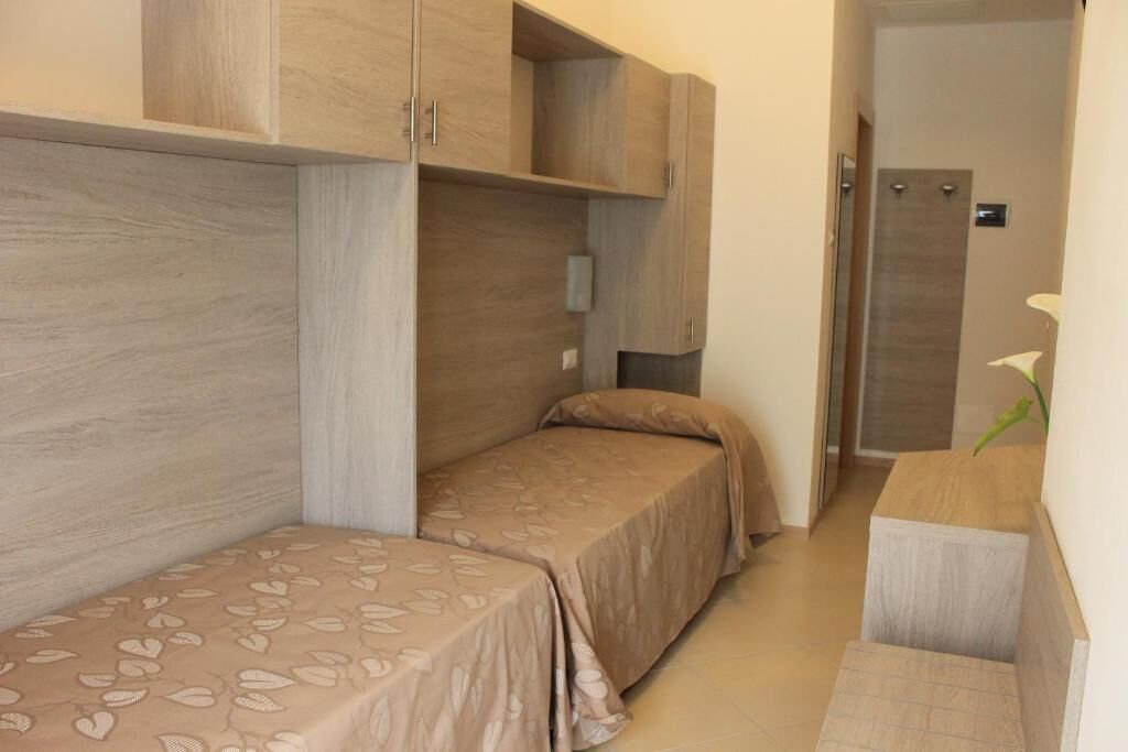 Twin Room, Balcony | In-room safe, free WiFi, wheelchair access