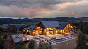 Exterior - Zion Luxury Estate | Hot Tub, Theater & Fire Pits (Orderville)