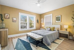 2 chambres, fer et planche à repasser, Wi-Fi, draps fournis