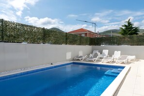 Pool - Vrbo Property (Seget Donji)