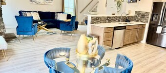 The relax and cozy house in Greensboro.