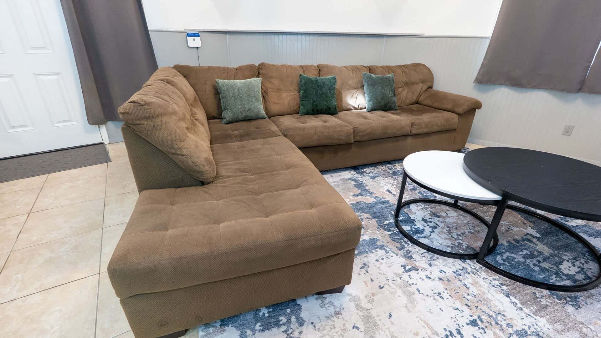 House, 2 Bedrooms | Living area