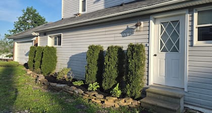 Spacious duplex in the heart of historic district