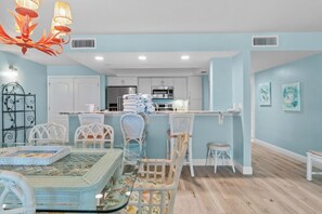 Dining - 3 Bedroom, 2 Bath Gulf View Condo at Shorewood (Sanibel)