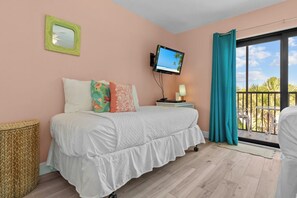Room - 3 Bedroom, 2 Bath Gulf View Condo at Shorewood (Sanibel)