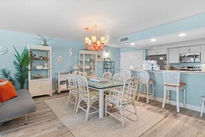 Interior - 3 Bedroom, 2 Bath Gulf View Condo at Shorewood (Sanibel)