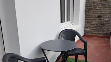Comfort kamer, balkon | Buiten dineren