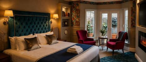 Exclusive Room, 1 King Bed | Desk, free WiFi, bed sheets