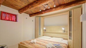 Standaard huis, 1 slaapkamer, balkon, uitzicht op gebergte (La Capannina Lake & Mountain Views) | 1 slaapkamer