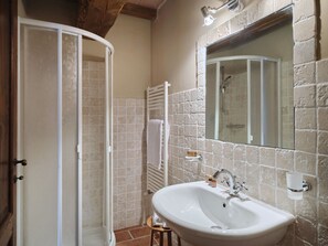Standard-Einzelzimmer | Badezimmer