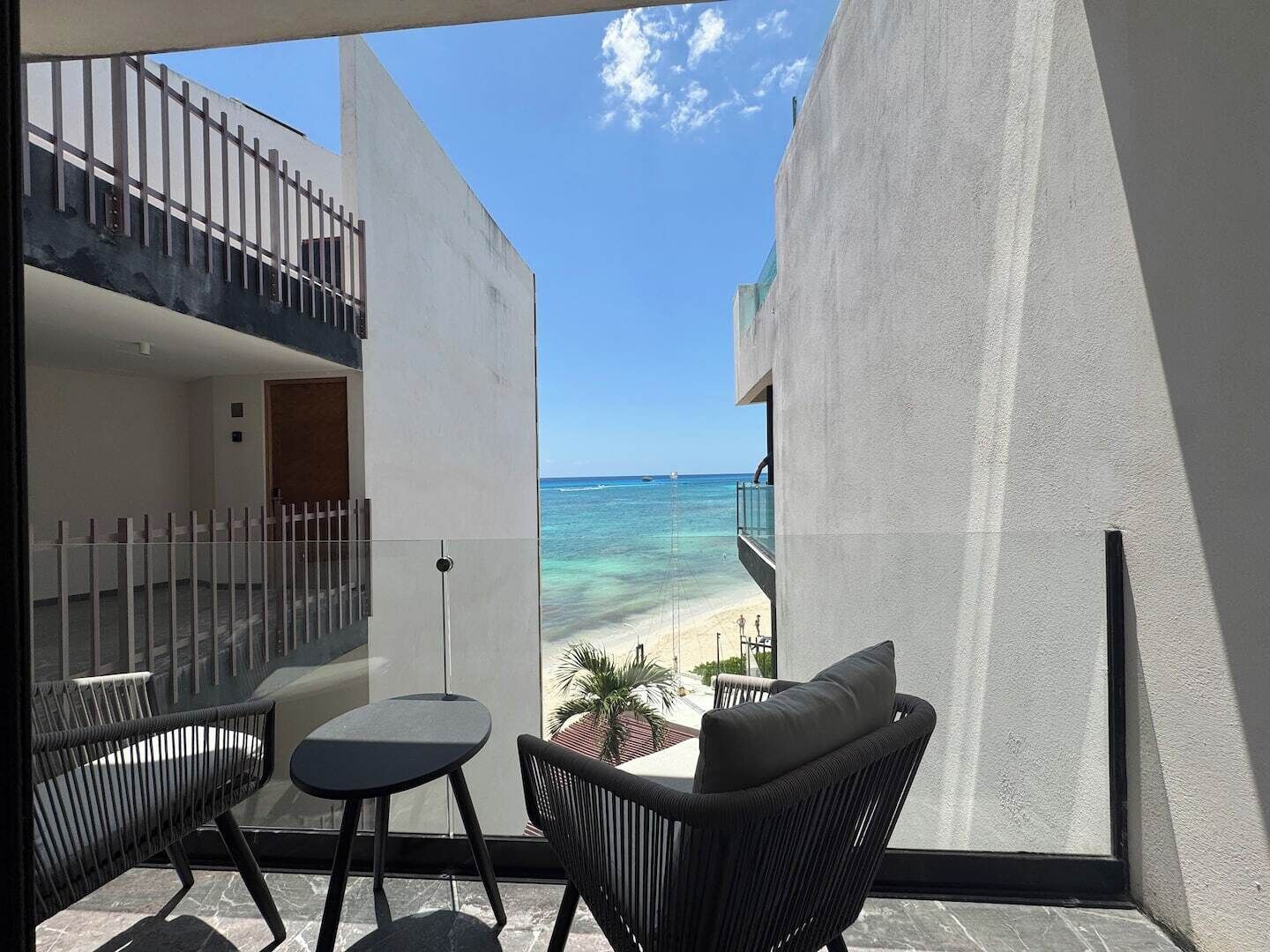 Your balcony to paradise!