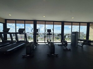 Fitness facility - Best location in Playa Rooftop Pool, Walk to Beach (Playa del Carmen)