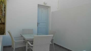 Apartment, 2 Bedrooms | Terrace/patio