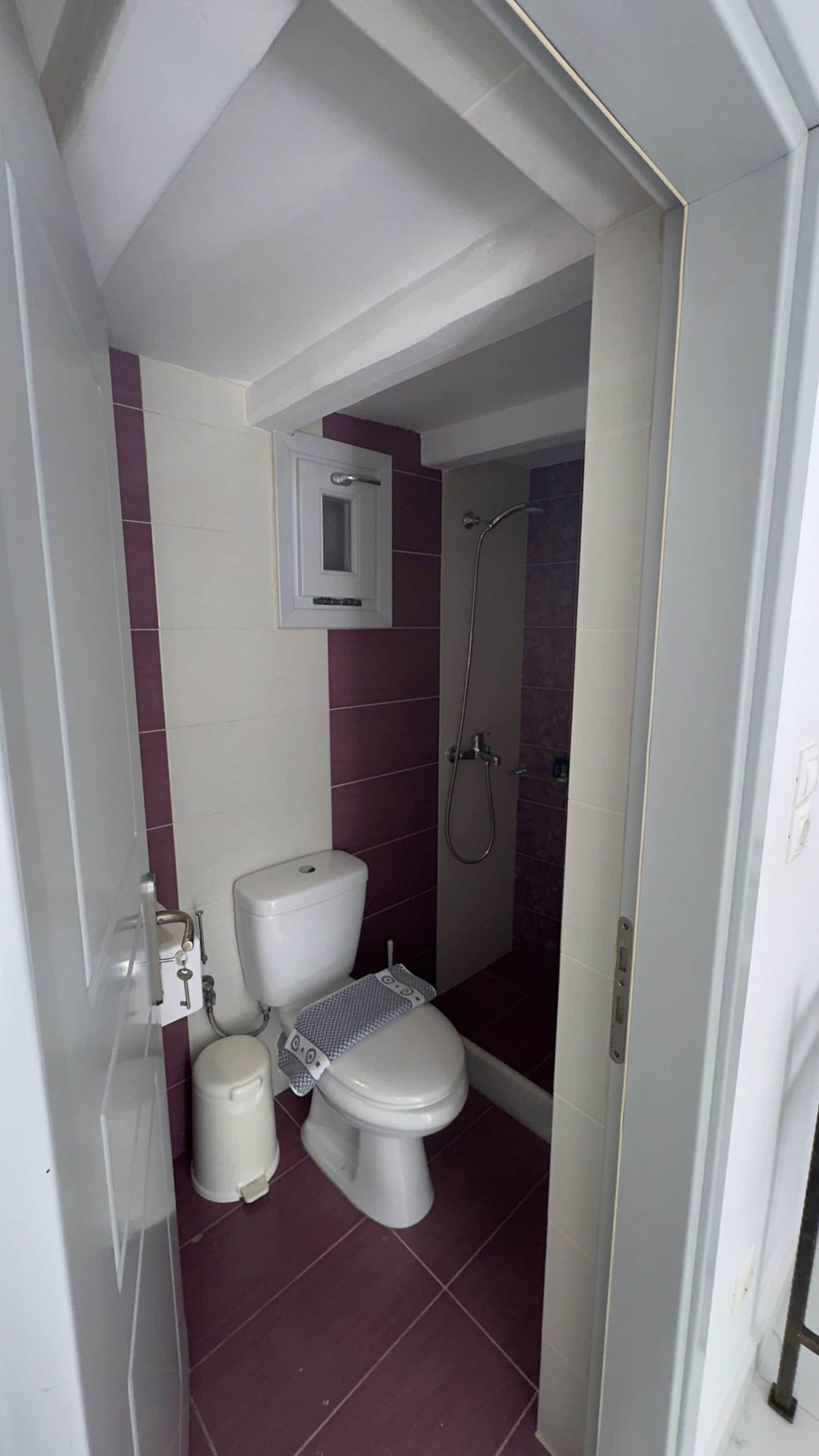 Chambre Double Économique | Salle de bain