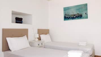 In-room safe, free WiFi
